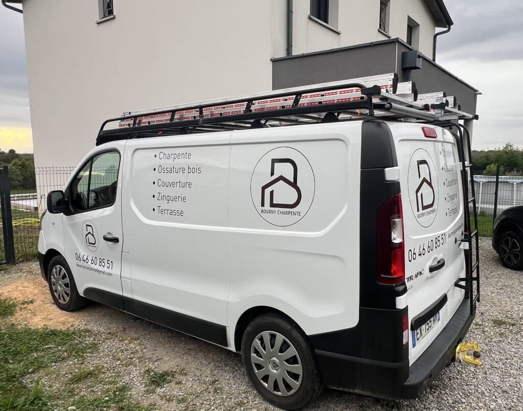 camion bourny charpente